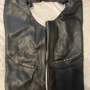 Milwaukee black leather studded chaps EUC! L